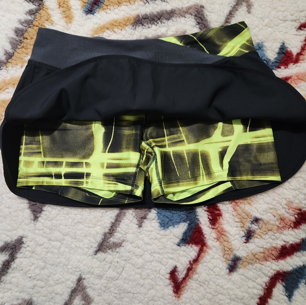 Nike - M Skirt with built-in shorts - Picture 4 of 4